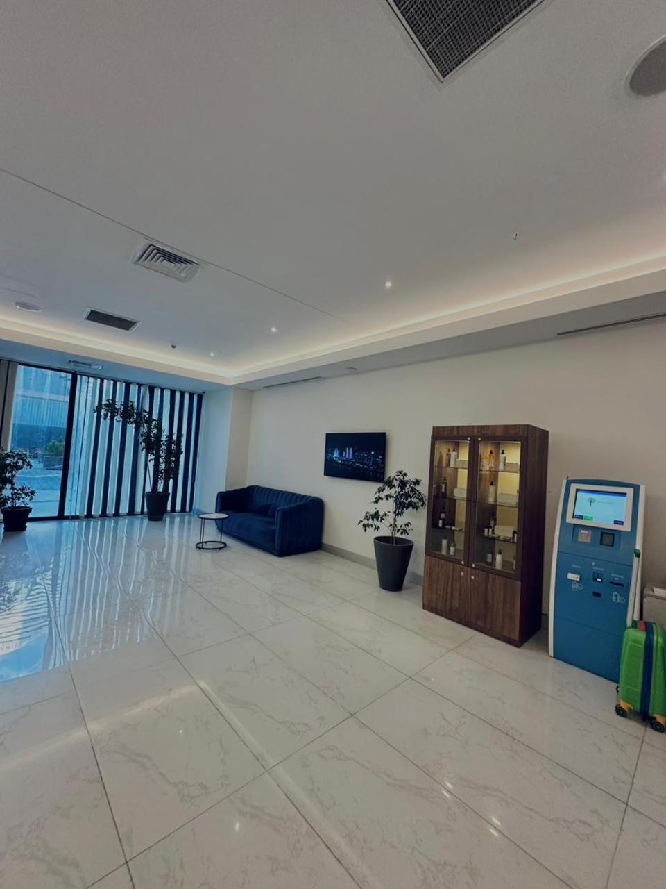 Luxury Panorama Sea View Apartment & Central Batumi Exteriör bild